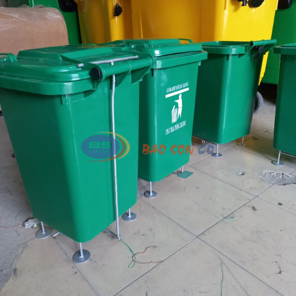 Thùng rác đạp chân 60 lít Thùng rác đạp chân 60 lít