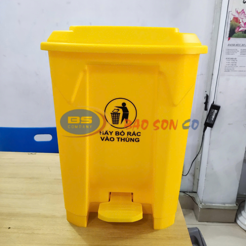 Thùng rác y tế 30 lít Thùng rác y tế 30 lít