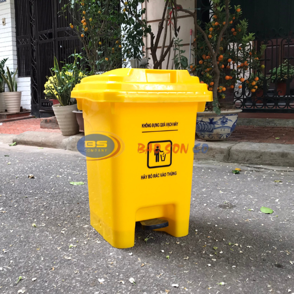 thùng rác đạp chân giữa 60 lít vàng thùng rác đạp chân giữa 60 lít vàng
