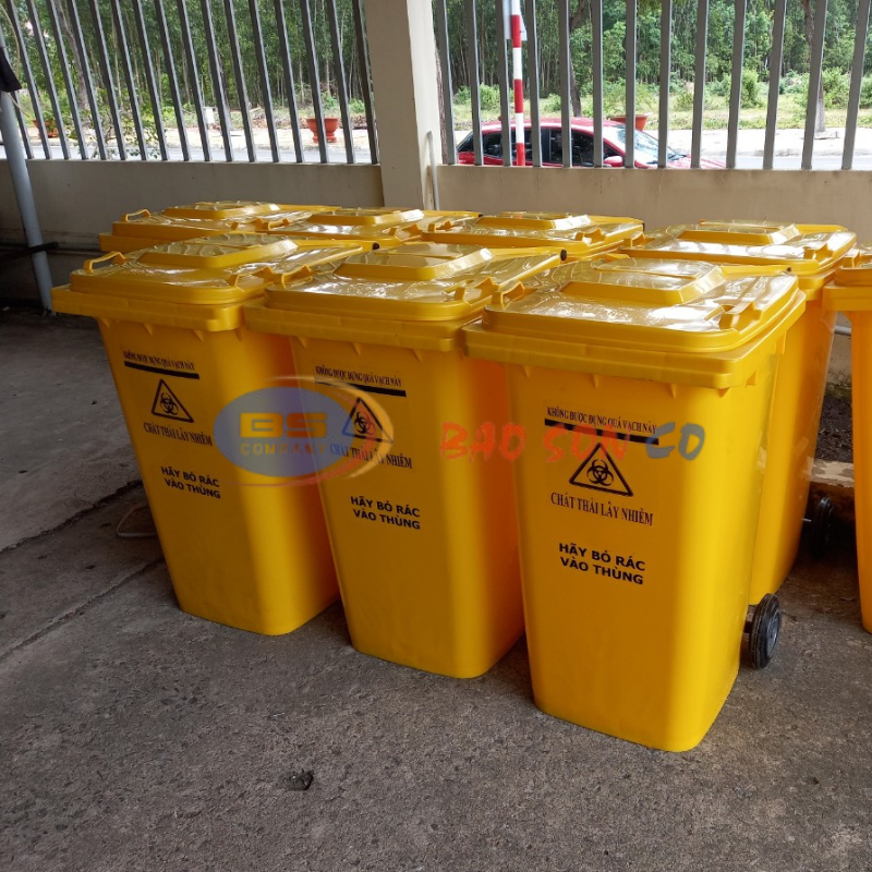 thùng rác y tế màu vàng thùng rác y tế màu vàng
