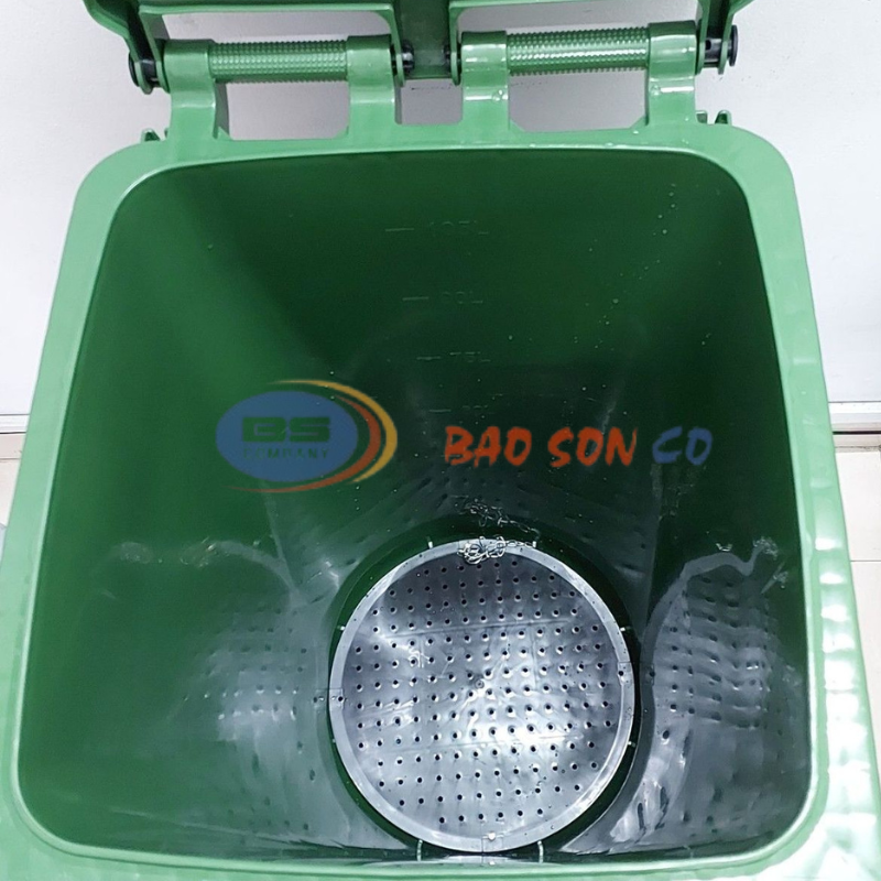 Thùng rác 120 lít có vòi Thùng rác 120 lít có vòi